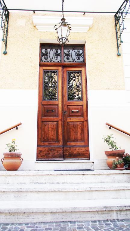 Bed and Breakfast Aristocarli Roma Exterior foto