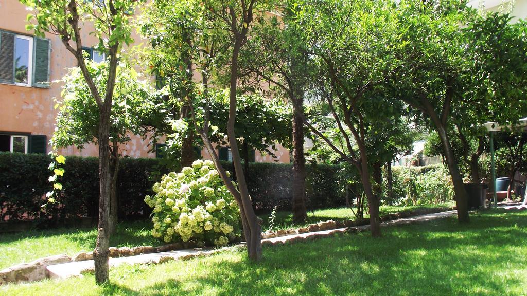 Bed and Breakfast Aristocarli Roma Exterior foto